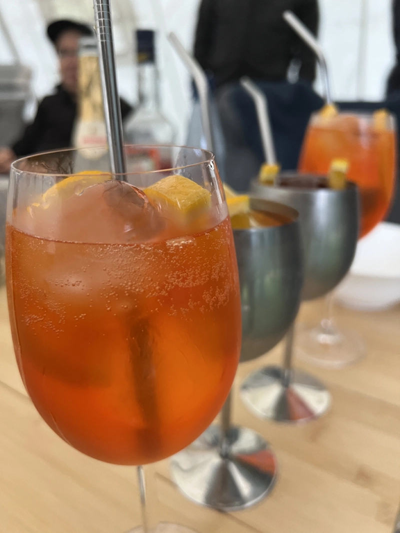 CAMP & (NET)WORK Cocktail Aperol vom Cocktail Bear Dominik